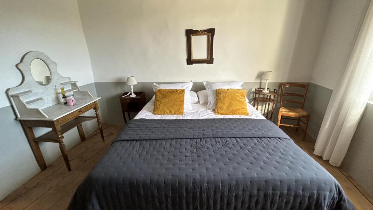 Le Petit Eden Bed & Breakfast Saint-Quentin-la-Poterie Dış mekan fotoğraf