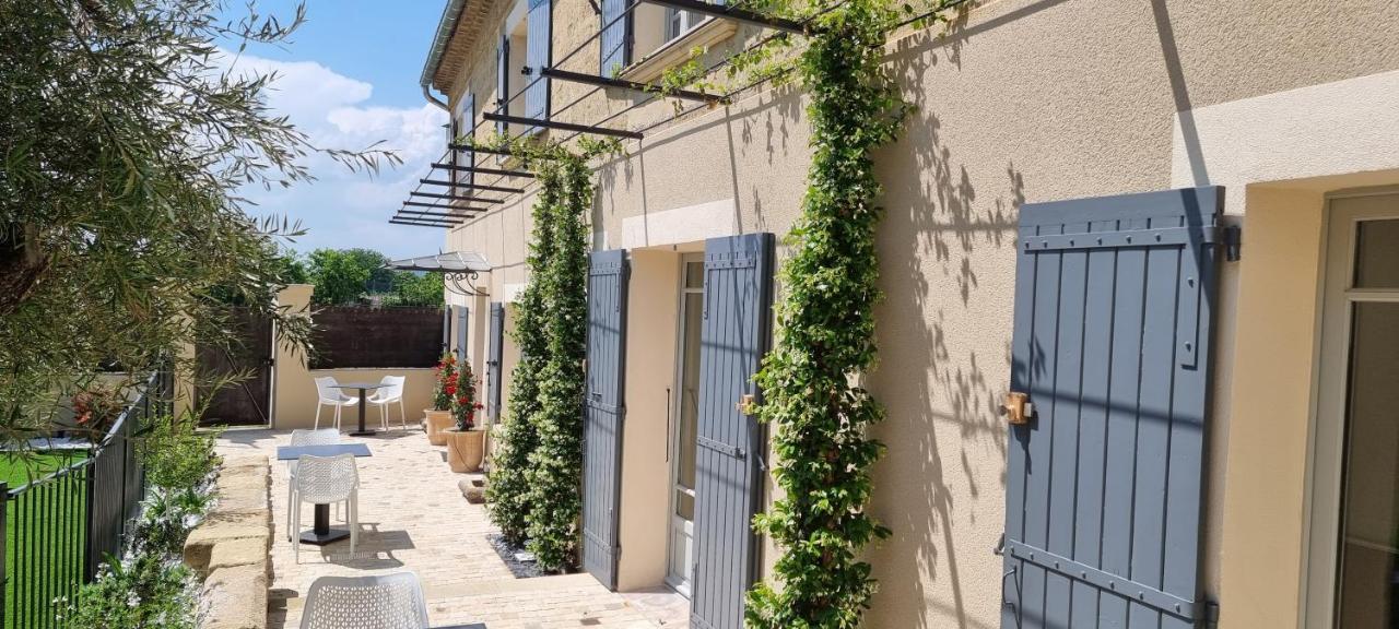 Le Petit Eden Bed & Breakfast Saint-Quentin-la-Poterie Dış mekan fotoğraf